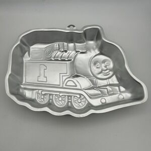 Vintage Wilton Thomas the Tank Engine Cake Pan 2105-1349 Train Baking Jello Mold